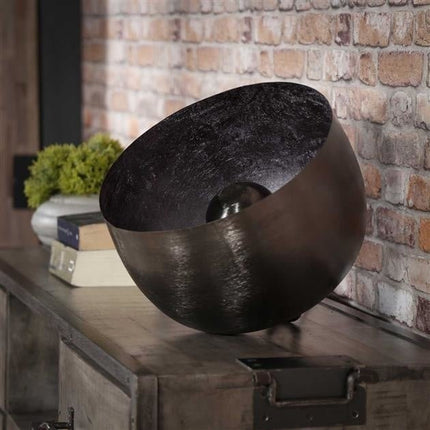 BaselNickel – Verfijnde Tafel Lamp voor Elegante Interieurs