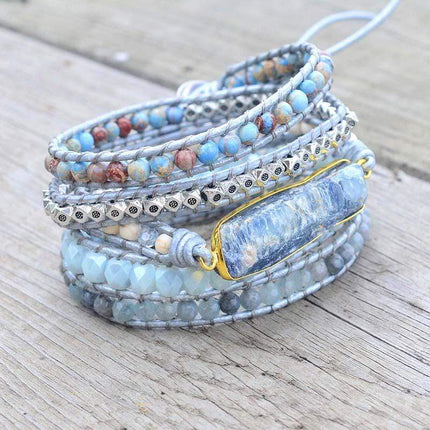 Aurina – Betoverende Blauwe Topaas Armband