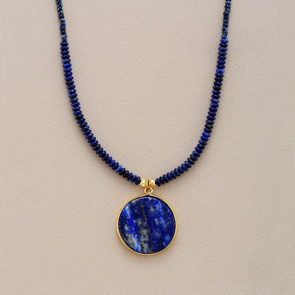 Lapis Charm Necklace – Elegante Ronde Ketting