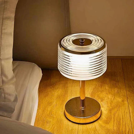 ElegantGlow - Innovatieve Meerlaagse Tafellamp in Goud