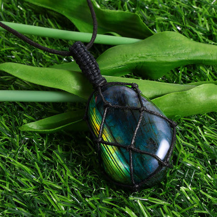 Aris DragonHeart Necklace – Mystieke Labradoriet Sieraad