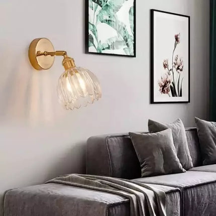 RetroLume – Tulpenvormige Glazen Wandlamp met Vintage Charme