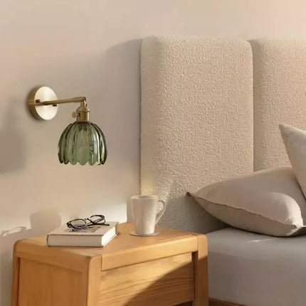 RetroLume – Tulpenvormige Glazen Wandlamp met Vintage Charme